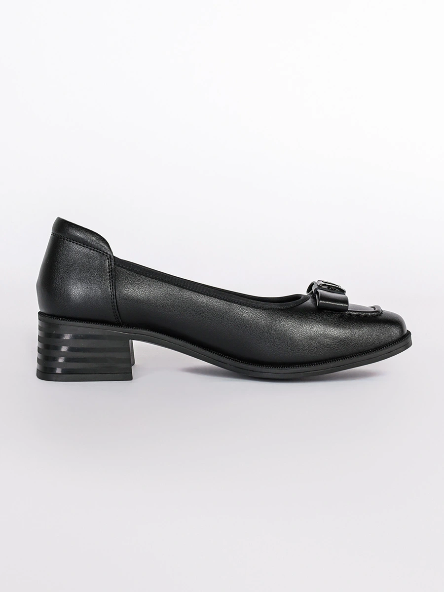 Туфли черного цвета с пряжкой